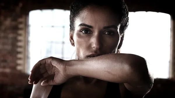 Video Vestă Moto din Piele RICHA GILET SADIC · Cu Franjuri · Negru 